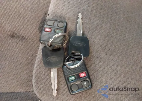 1998 Ford Taurus Se Comfort z USA, uszkodzony, nr VIN 1FAFP53S2WG111171